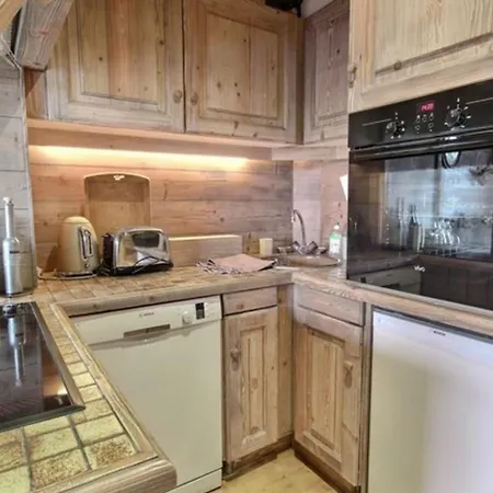 Lovely Nest With Balcony With A Magnificient View Apartment